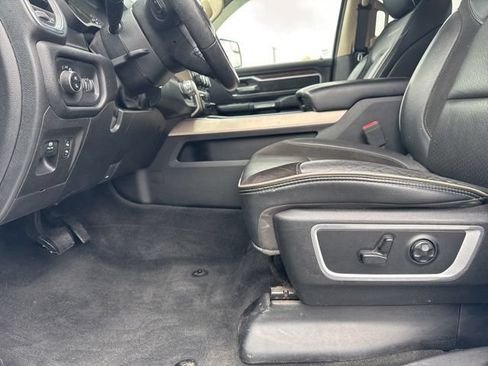 Used 2020 RAM 1500 Laramie AWD/4WD image 33