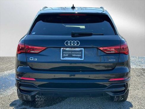 Used 2025 Audi Q3 2.0T Premium Plus w/ Premium Plus Package AWD/4WD image 4