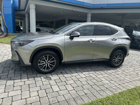Used 2024 Lexus NX 250 FWD image 21