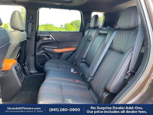 Used 2022 Mitsubishi Outlander SEL FWD image 22