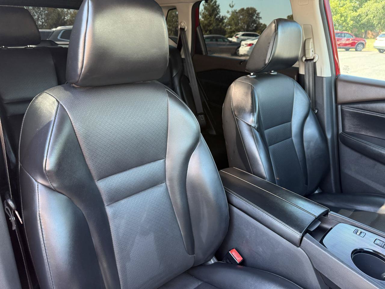Used 2022 Nissan Rogue SV w/ SV Premium Package FWD image 22