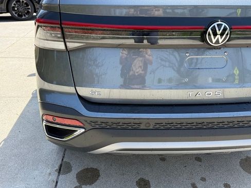New 2026 Volkswagen Taos SE AWD/4WD image 15