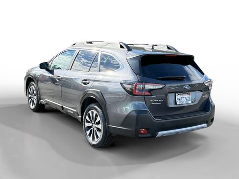 Used 2024 Subaru Outback Limited AWD/4WD image 3