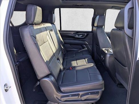 Certified 2023 Chevrolet Suburban RST image 22