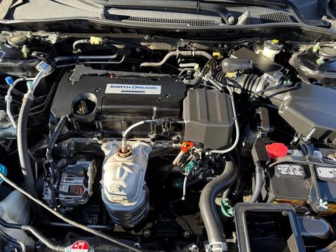 Used 2014 Honda Accord LX image 9