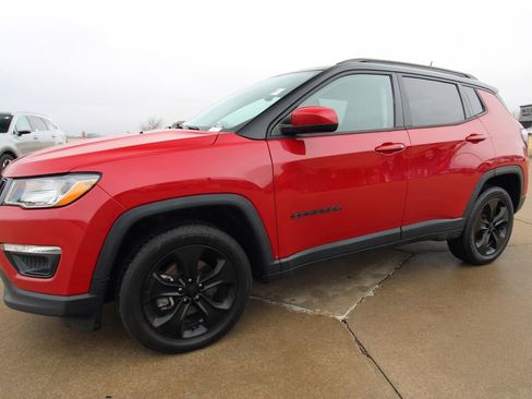 Used 2019 Jeep Compass Altitude image 17