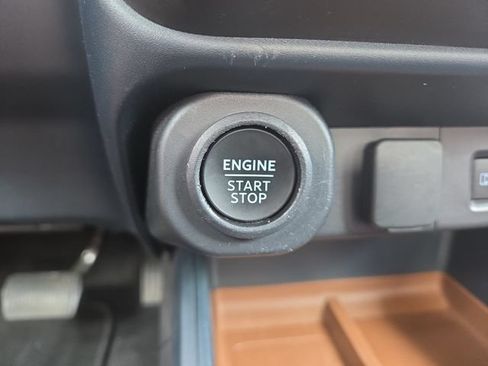 Used 2024 Ford Maverick Lariat FWD image 19
