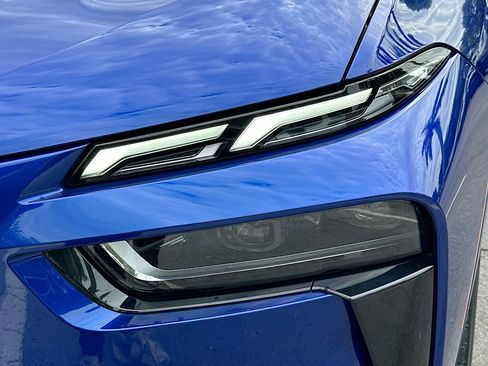 Certified 2024 BMW X7 M60i w/ M Sport Professional Package image 39