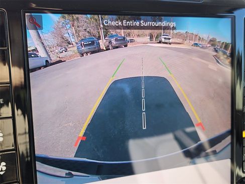 Used 2025 RAM 1500 Laramie image 18