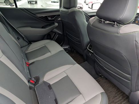 Used 2025 Subaru Outback Onyx Edition image 24