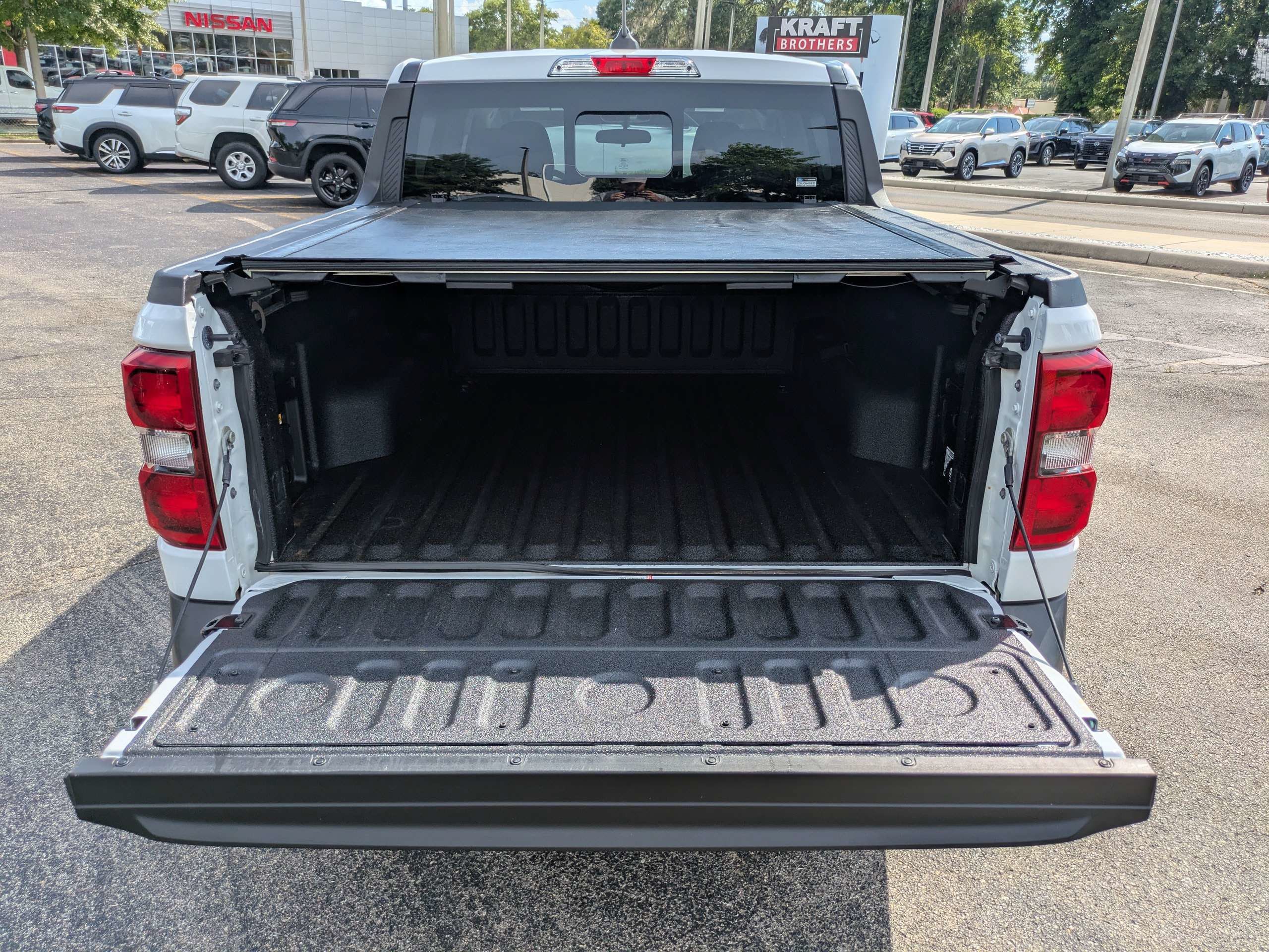 Used 2025 Ford Maverick Lariat w/ 4K Tow Package AWD/4WD image 13