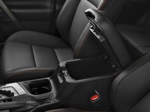 Used 2016 Toyota RAV4 SE image 13