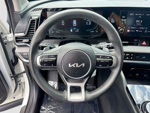 Used 2023 Kia Sportage LX AWD/4WD image 11