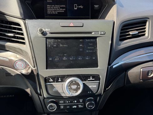 Used 2019 Acura ILX FWD image 21