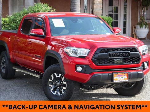 Used 2023 Toyota Tacoma TRD Off-Road w/ Advanced Technology Package AWD/4WD image 2