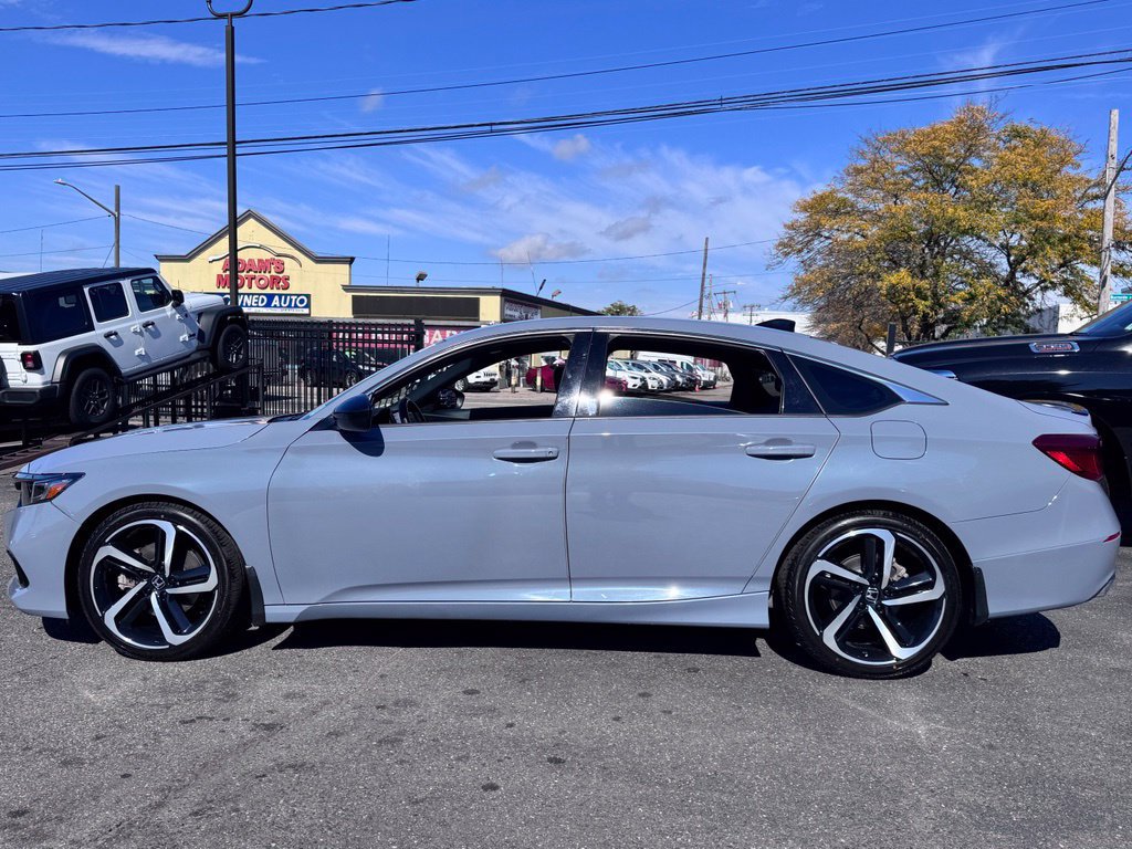 Used 2022 Honda Accord Sport image 4