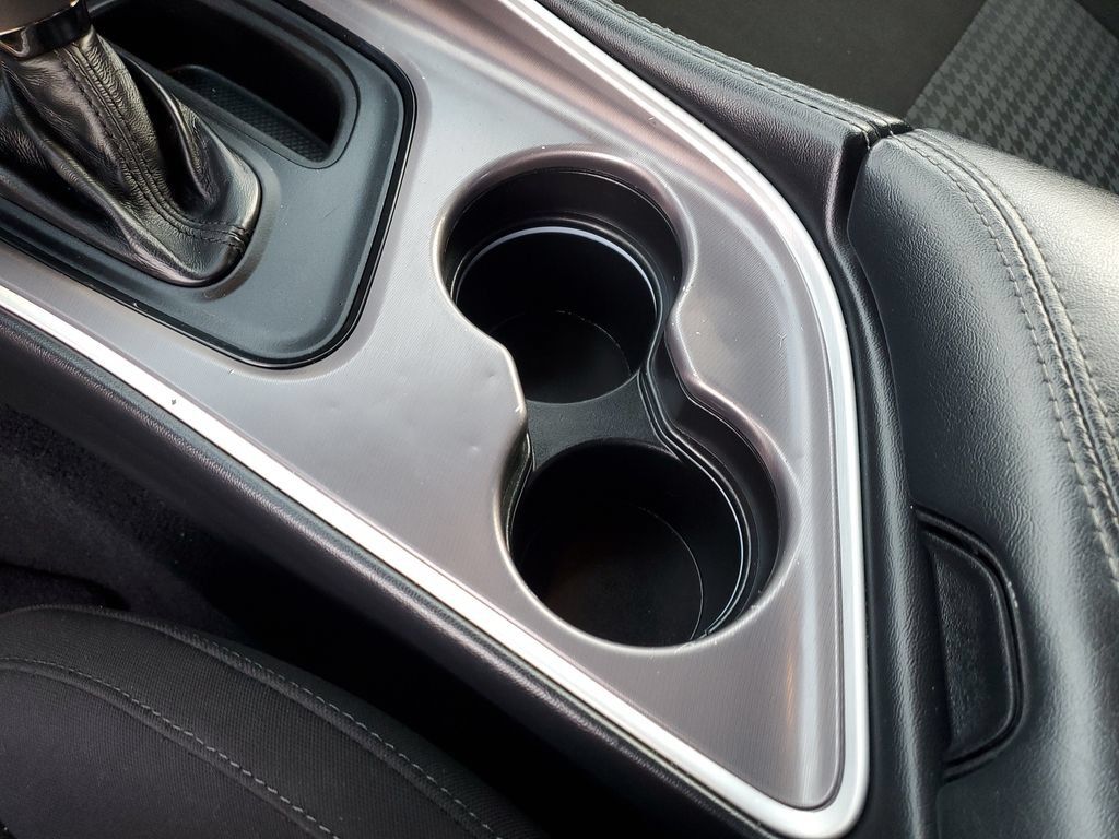 Used 2021 Dodge Challenger GT RWD image 30