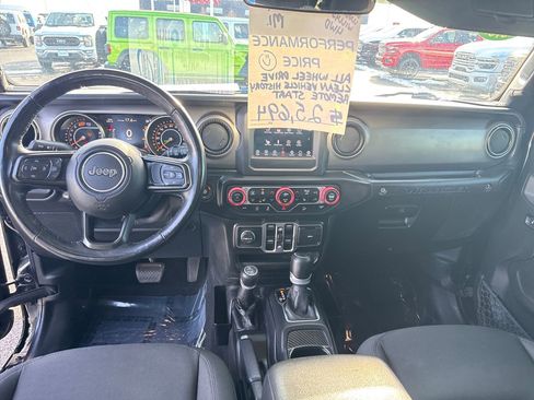 Used 2020 Jeep Wrangler Unlimited Willys image 15