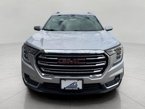 Used 2022 GMC Terrain SLT AWD/4WD image 4
