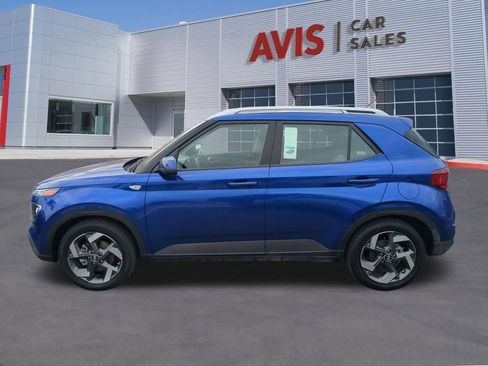 Used 2025 Hyundai Venue SEL FWD image 10