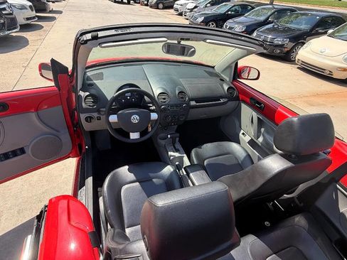 Used 2004 Volkswagen Beetle GLS FWD image 46