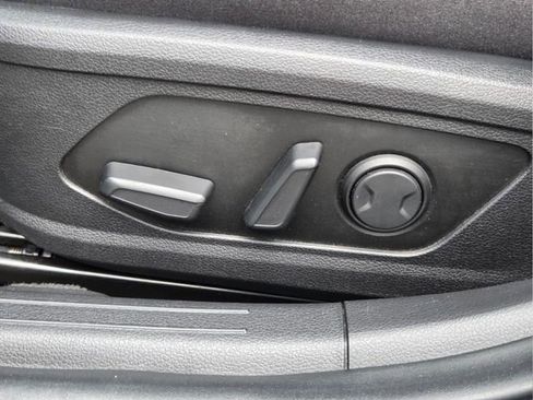 Used 2025 Hyundai Sonata SEL FWD image 21