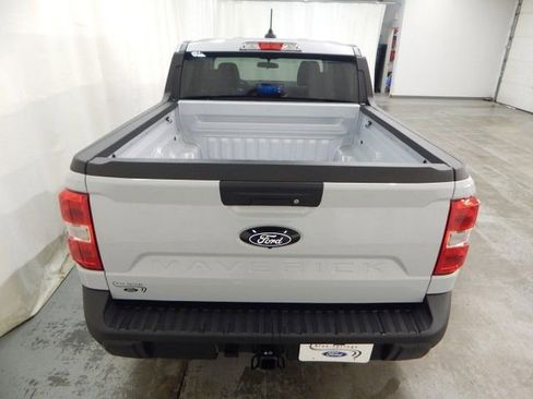New 2025 Ford Maverick XLT image 4