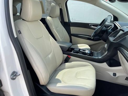 Used 2020 Ford Edge Titanium AWD/4WD image 39