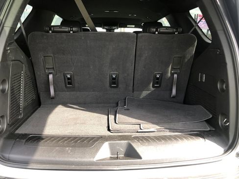 Used 2025 Chevrolet Tahoe LT image 17