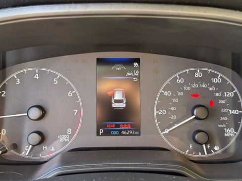 Used 2023 Toyota Corolla Cross L image 26