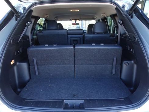 Used 2022 Mitsubishi Outlander SE image 19