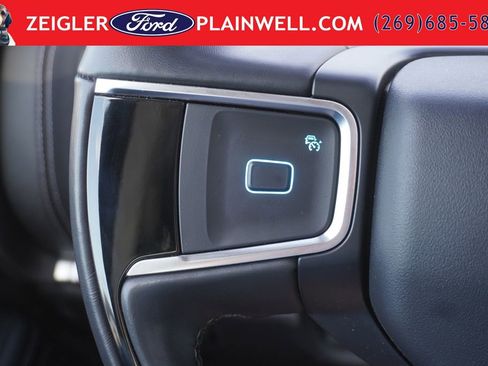 Used 2025 Ford Expedition Max Platinum AWD/4WD image 30