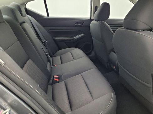 Used 2024 Nissan Altima 2.5 SV image 19