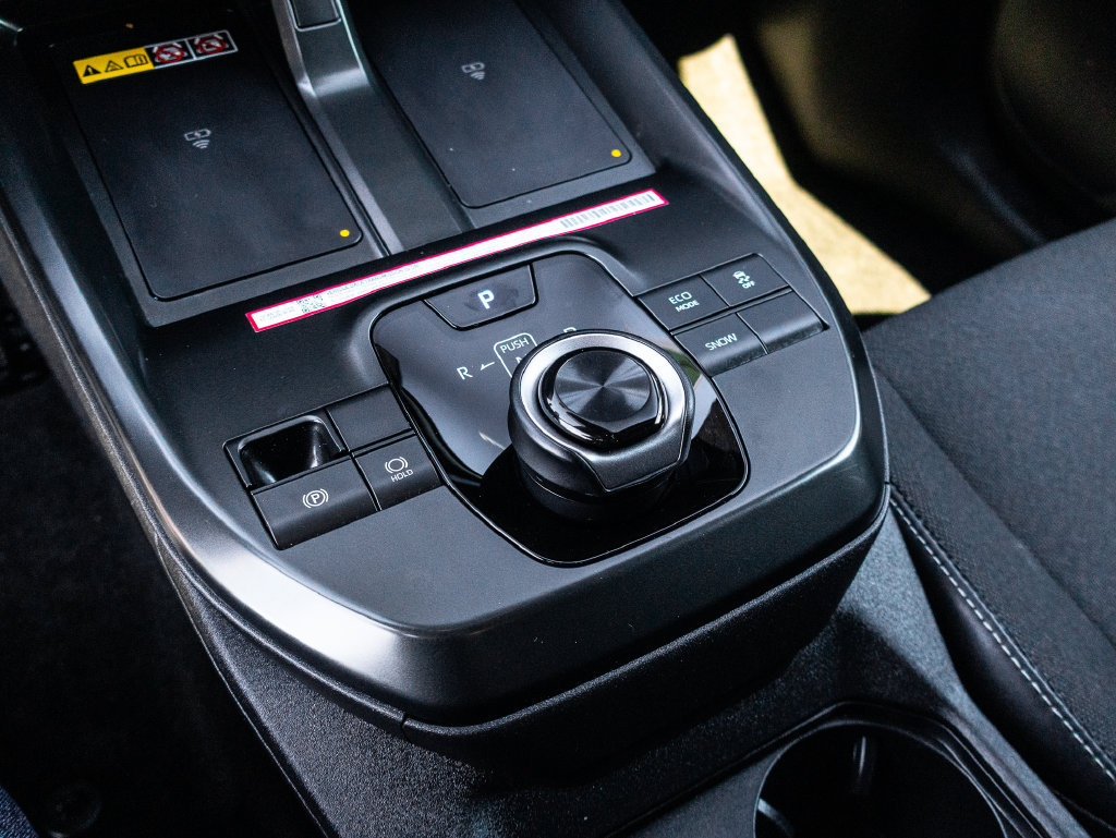 Used 2026 Toyota C-HR AWD/4WD image 22