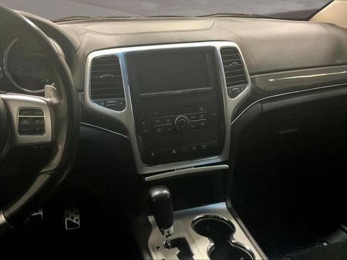 Used 2012 Jeep Grand Cherokee SRT8 w/ Luxury Group II AWD/4WD image 7