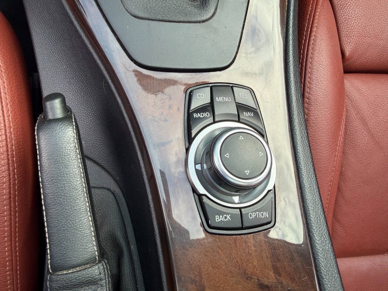 Used 2011 BMW 335i xDrive Sedan AWD/4WD image 33