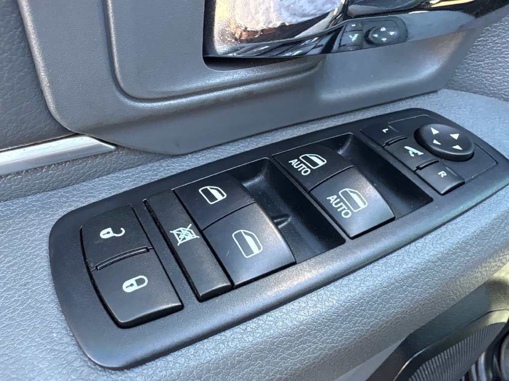 Used 2017 RAM 1500 Big Horn RWD image 18