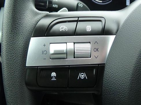 Used 2025 Hyundai Sonata SEL image 18