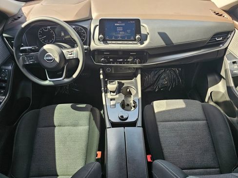 Used 2022 Nissan Rogue SV AWD/4WD image 20