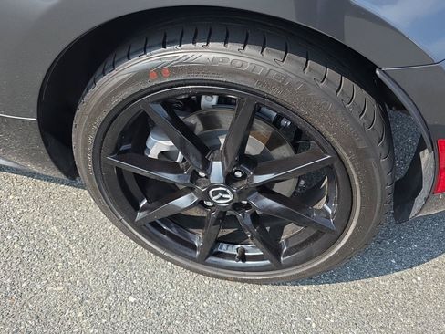 Used 2021 MAZDA MX-5 Miata RF Club RWD image 11