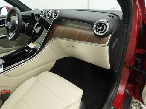 Certified 2026 Mercedes-Benz GLC 350e 4MATIC image 18