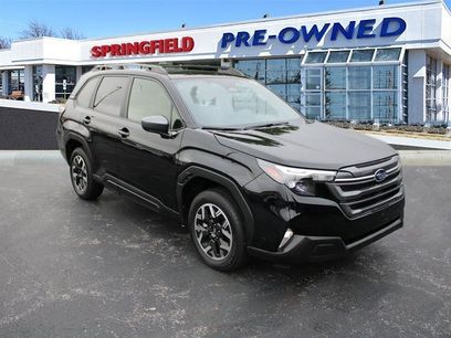 Used 2025 Subaru Forester Premium w/ Convenience Package #1