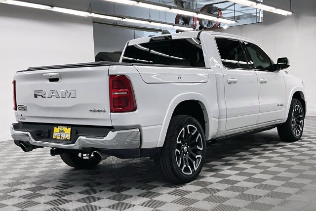 Used 2025 RAM 1500 Limited AWD/4WD image 13