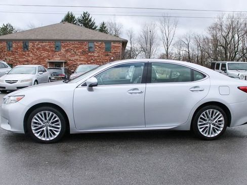 Used 2014 Lexus ES 350 w/ Ultra Luxury Package image 5