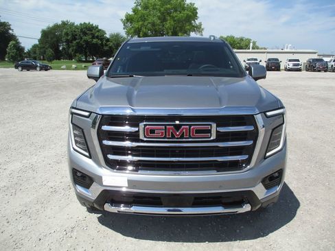 New 2026 GMC Yukon XL Elevation w/ Elevation Premium Package AWD/4WD image 10