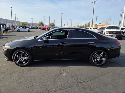 Used 2022 Mercedes-Benz CLA 250 image 3