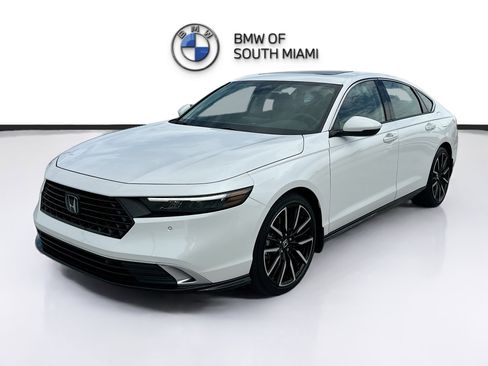 Used 2026 Honda Accord Touring image 3