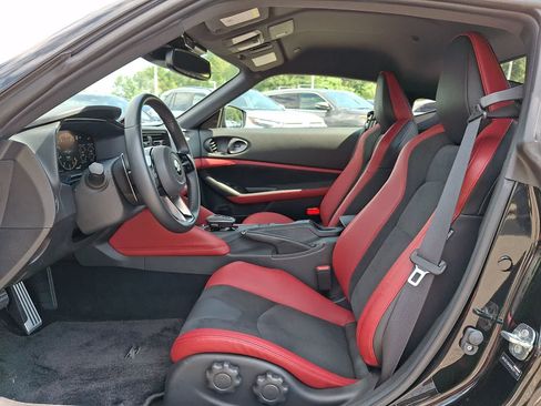 Used 2024 Nissan Z Performance w/ Floor Mat Package RWD image 14