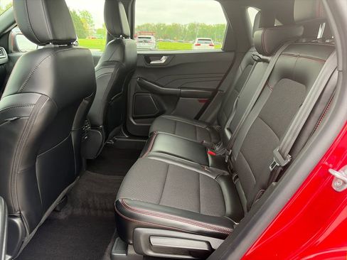 Used 2025 Ford Escape ST-Line Select w/ Tech Pack #1 AWD/4WD image 28