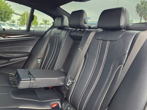 Used 2020 BMW 540i w/ Executive Package image 18